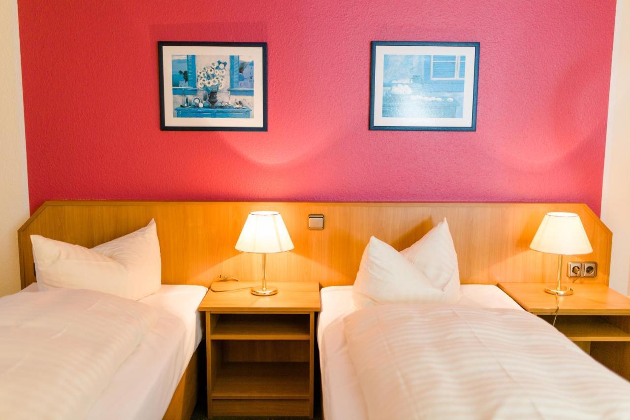 Akzent Hotel Zur Gruenen Eiche 비스핑엔 외부 사진